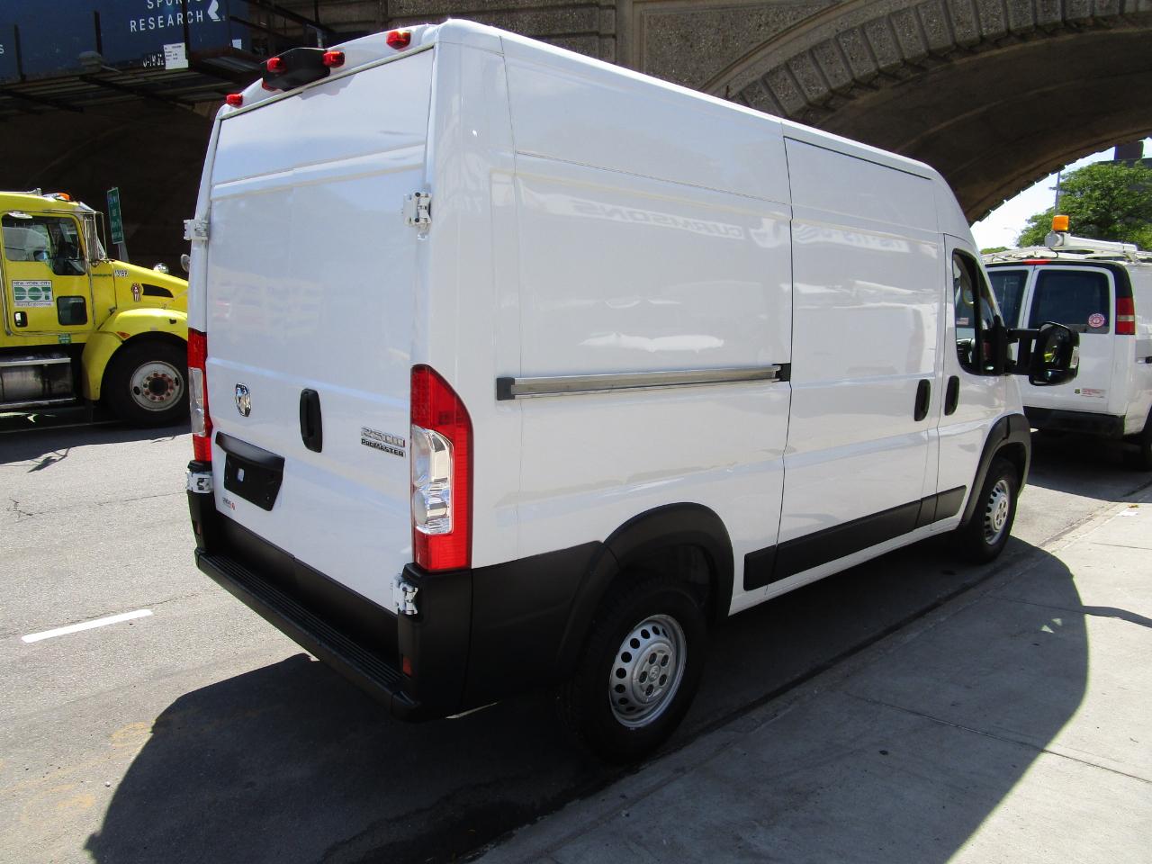 ram promaster cargo van 2024 3C6LRVCG8RE125235 image ram promaster cargo van 2024 3C6LRVCG8RE125235 image